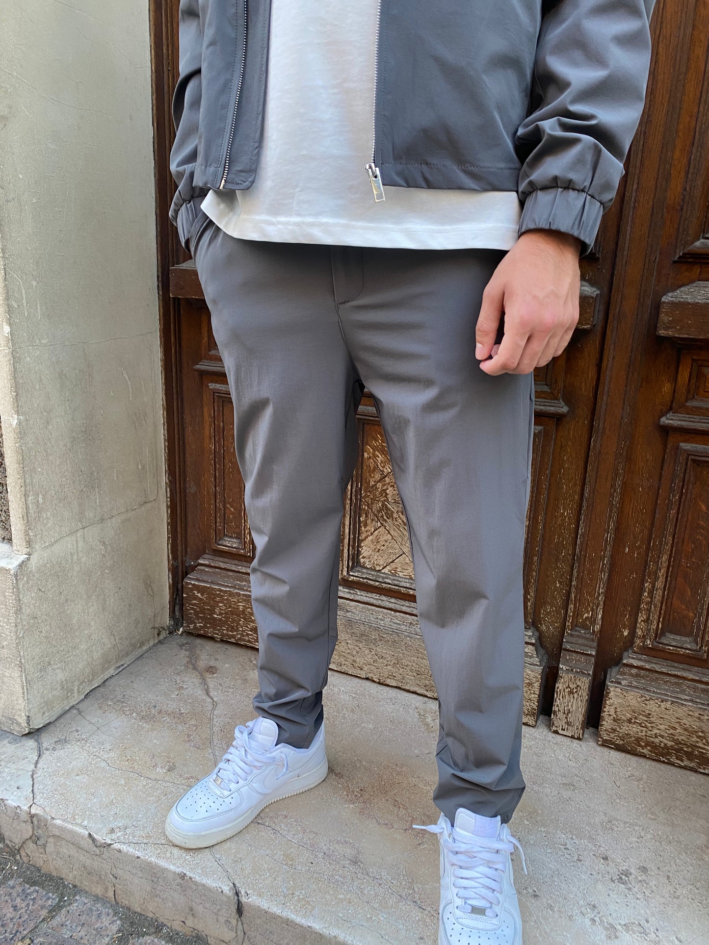 Ensemble gris