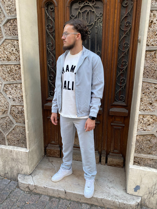 Ensemble gris